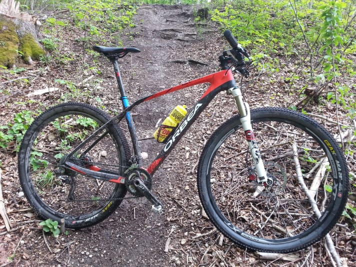   The Orbea Alma M10 on its home circuit on the Isar trails.