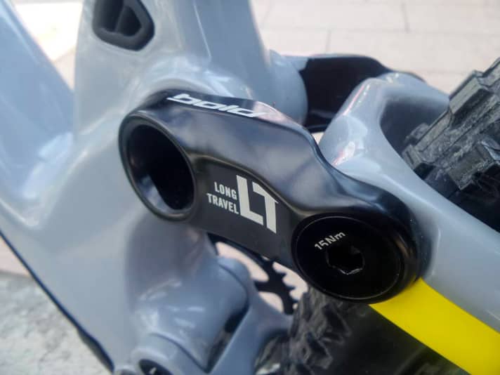   With the new rocker arm, Bold gives the Linkin Trail 15 mm more travel.