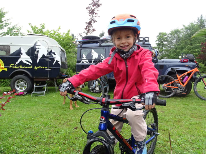   The Sportpark Rabenberg offers everything you need for a stay of several days: From the campsite, restaurant and swimming pool to the hotel. Kids will be happy camping in the open air.