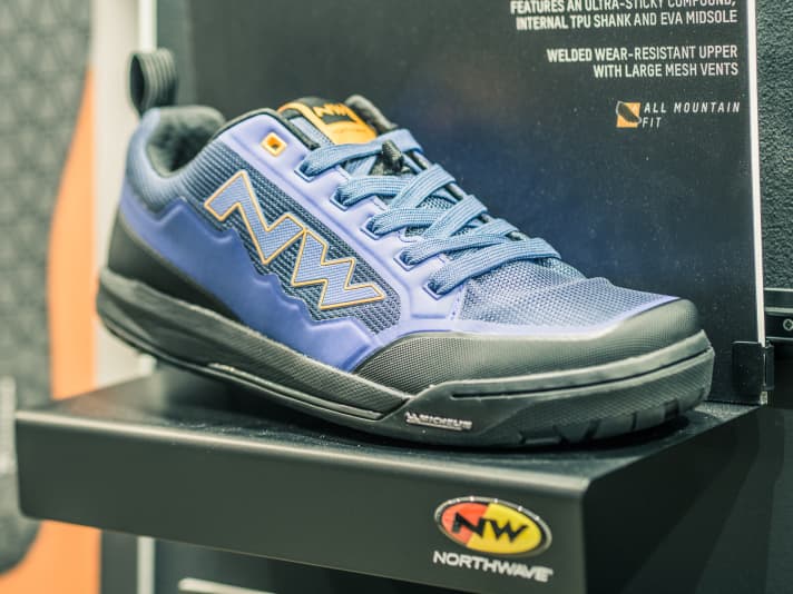   Clan is the name of the new top flat pedal shoe from Northwave.