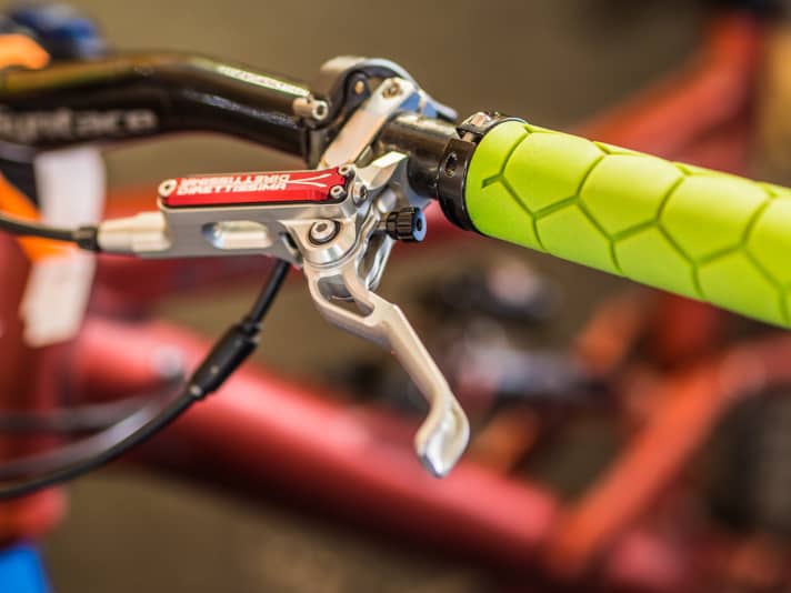   Changing the angle gives 13 per cent more power at the lever.