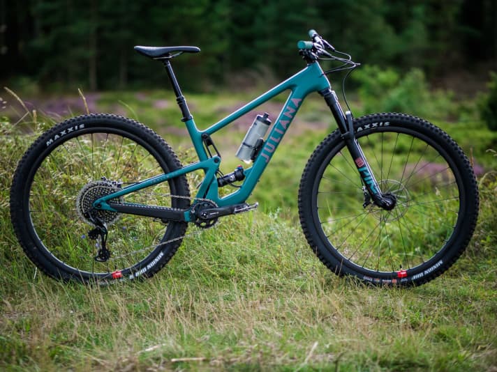 The Joplin - identical in construction to the Santa Cruz Tallboy, which has also just been relaunched: a trail bike with an enduro look.