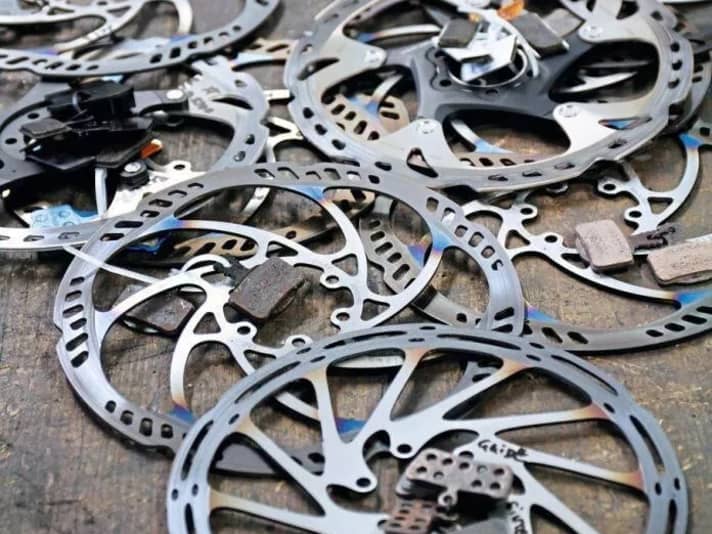   Ein entscheidender Faktor für die Bremspower und Standfestigkeit von MTB-Scheibenbremsen sind die Bremsscheiben.
