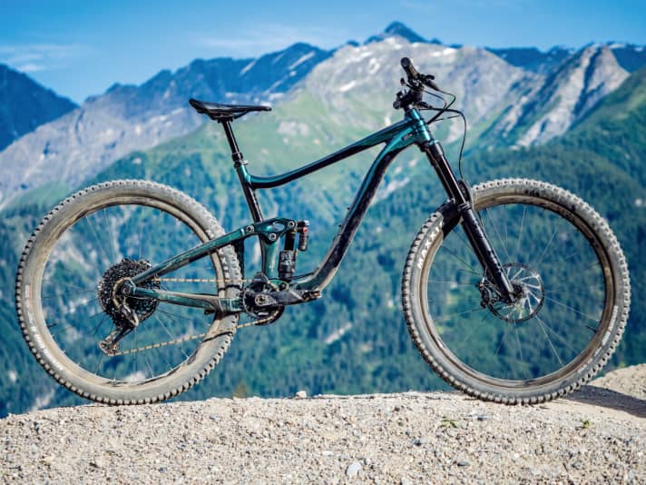   <a href="https://luna.r.lafamo.com/ts/i5533923/tsc?amc=con.blbn.497955.507800.14129791&smc=BIKE&rmd=3&trg=https%3A%2F%2Fwww.fahrrad-xxl.de%2Fgiant-reign-29-1-p00058959m001" target="_blank" rel="noopener noreferrer nofollow">Giant Reign 1 29. 3699 Euro</a> *.