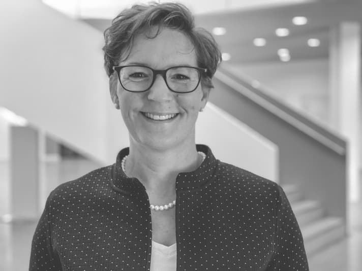   Prof. Dr. Annette Schmidt (Professorin der Sportbiologie)