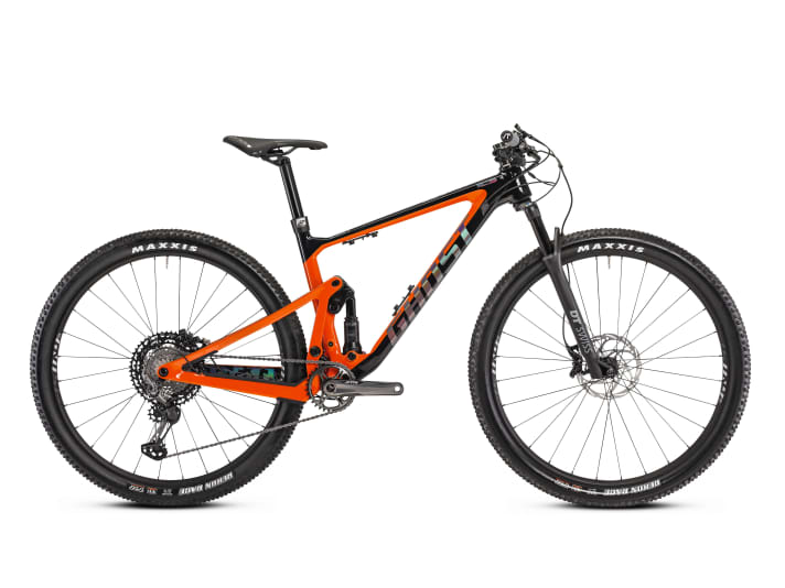   The Lector FS is a World Cup racer with extra-long suspension travel. The bike has already collected World Cup medals as a prototype and will be launched on the market for end consumers in 2021.