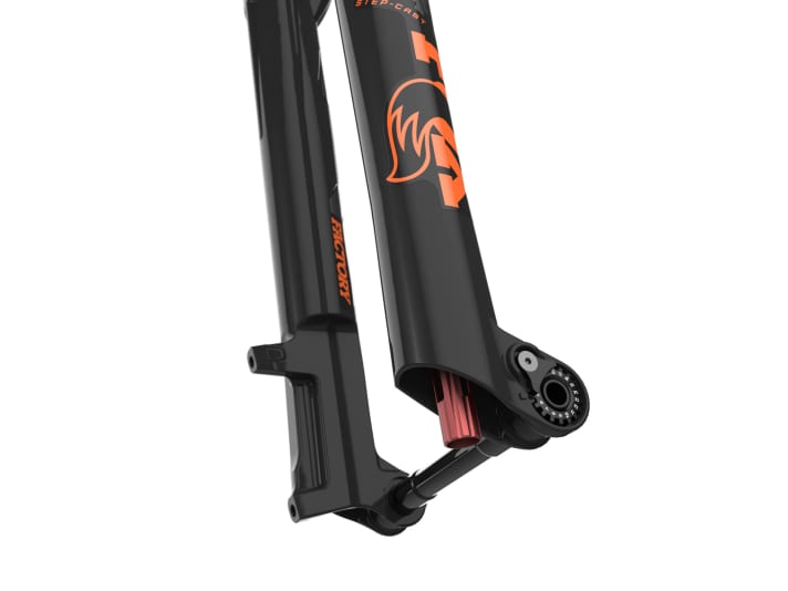   The Fox 34 SC has never been so light: the 2022 Factory version should only weigh 1496 grams.