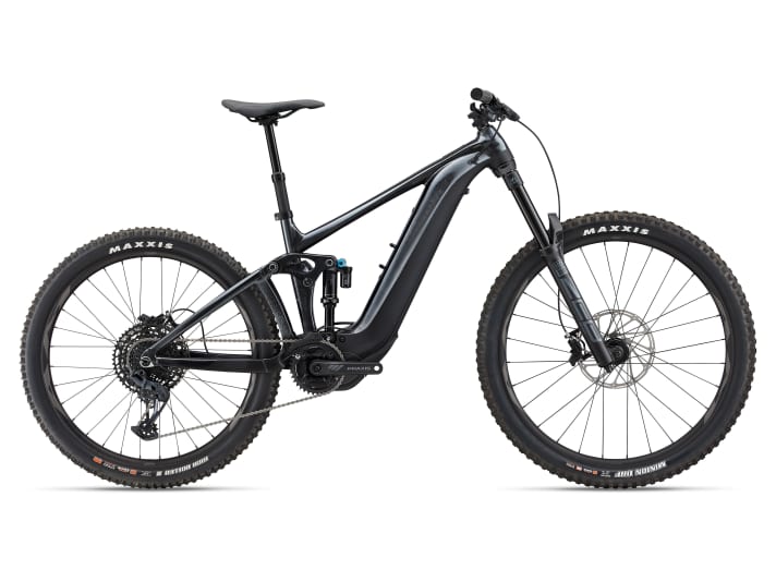   Das <a href="https://luna.r.lafamo.com/ts/i5533923/tsc?amc=con.blbn.497955.507800.14129791&smc=BIKE&rmd=3&trg=https%3A%2F%2Fwww.fahrrad-xxl.de%2Fgiant-reign-e-2-p00058857m001" target="_blank" rel="noopener noreferrer nofollow">Reign E+ 2 kostet 5499 Euro</a> * und federt mit einer Rockshox ZEB. Der DPX2-Dämpfer von Fox mit Ausgleichsbehälter ist ein sinnvolles Update.