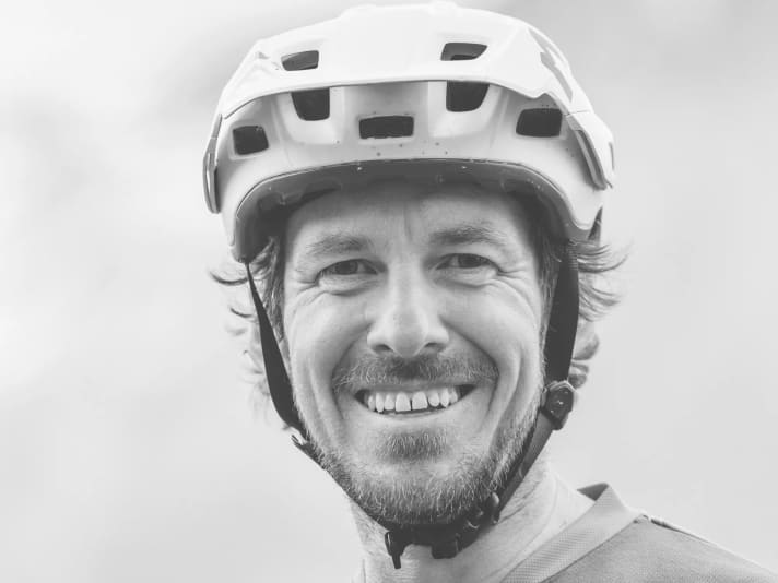   Wolfgang Watzke, tester: "The Jekyll has a first-class chassis that responds very well and allows a lot of speed. It's more of a freerider than an enduro bike - you should know that."