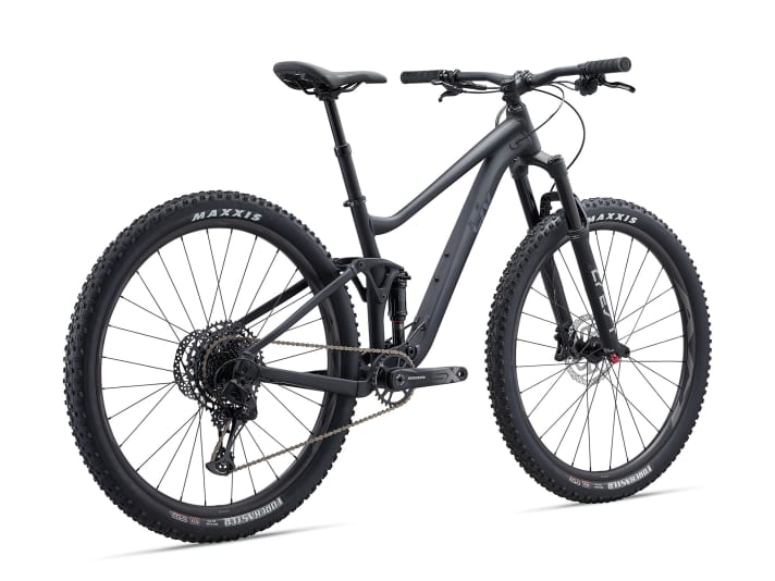 A classic trail bike: With a 130 mm suspension fork and 120 millimetres of rear suspension travel, the Embolden remains close to the original version, which still had 120 millimetres at the front.