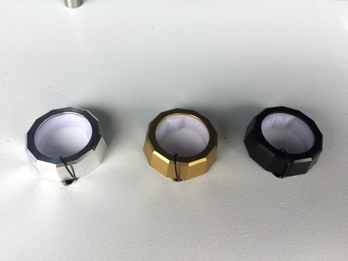   The twist-clamp fastener, with which the grips can be attached to the handlebars without tools.