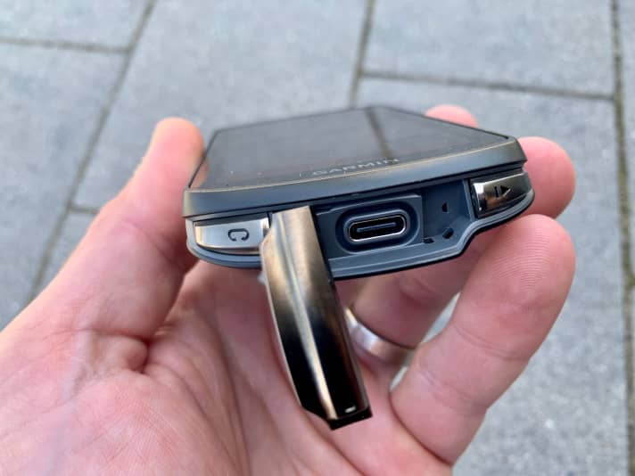 The new Garmin Edge 1040 is charged using a USB-C cable.