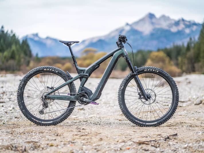 Scott Patron eRide 920 // Bosch Performance CX Smart (750 Wh) // 6299 euros // 26.8 kg (size L) // 29 inch // 160 / 160 mm