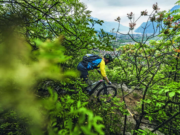  Stage 3 is the longest downhill section, but there's no sign of fatigue on the comfortable Conway Xyron.