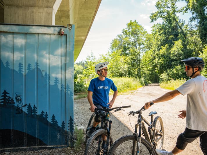 "There are other sports that are fun," jokes Korbi. The defeat hurts.