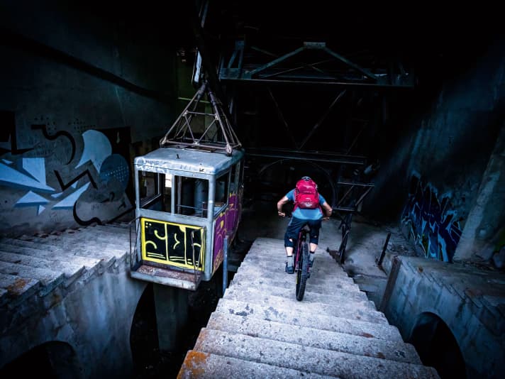 State-of-the-art bike technology meets art deco in this disused lift station. It was built in 1937 and equipped with aluminium cabins that were as stylish then as they are today.