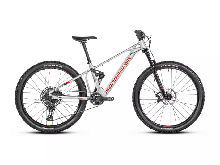 Mondraker F-Play. <a href="https://mondraker.com/si/de/home-de" target="_blank" rel="noopener noreferrer nofollow">Weitere Infos -></a>