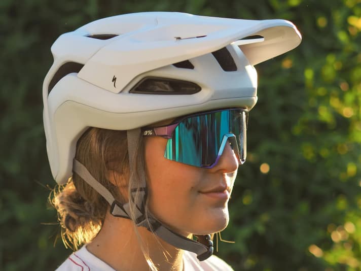 Helm Specialized Ambush 2