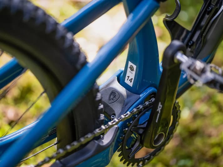 The frame is perfectly protected against dirt and chain slap.