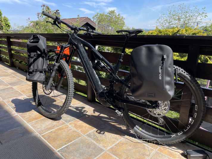 A quick top-up and then we set off for the photo shoot.