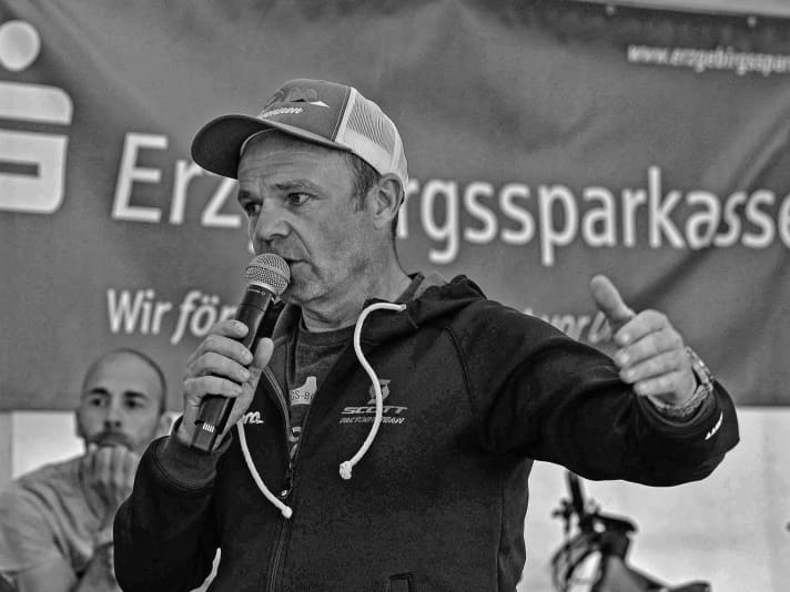 Albrecht Dietze has been organising the EBM together with his father Günter since 1993. They were inspired by their participation in the Swiss Grand Raid Cristalp Marathon.