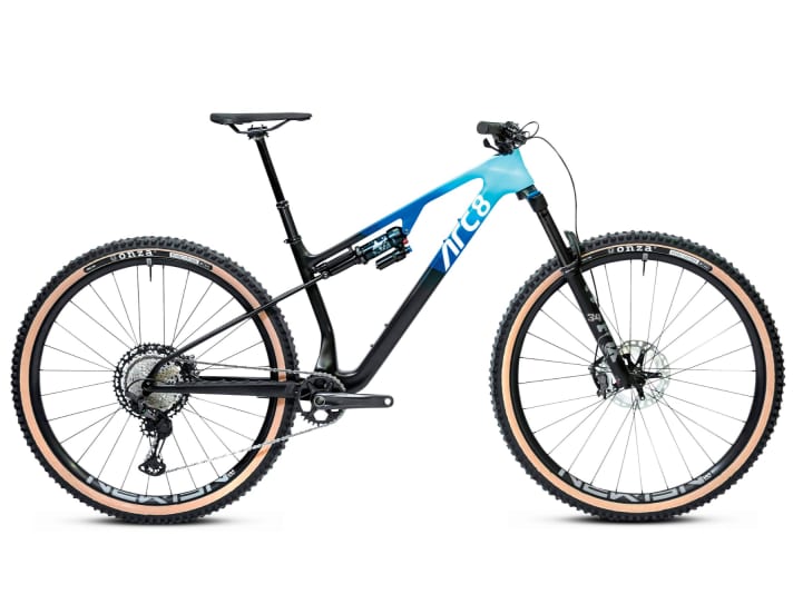 Arc8 Essential XT