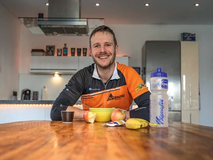 Albert bekommt einen neuen Ernährungsplan.