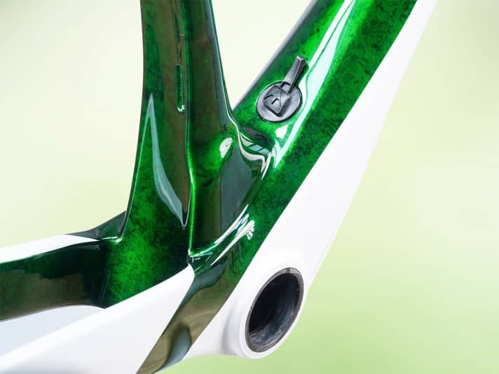 Geschraubtes T47 Tretlager oder lieber Pressfit? Beim Bike Ahead The Superfast haben Gravelbiker die Wahl.