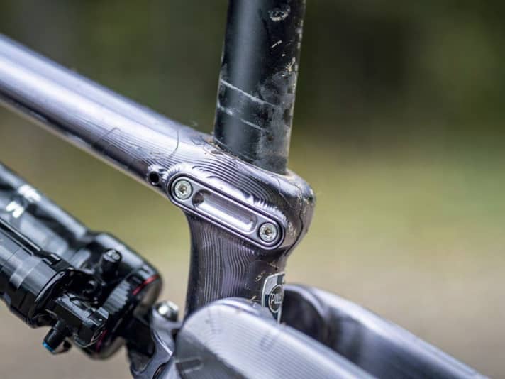 Definition of milling porn: When even the seatpost clamp looks like a component from a Swiss watch manufacturer.