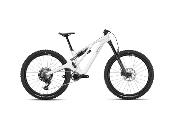 Das Forestal e-Siryon V2 Halo mit Rockshox-Fahrwerk.