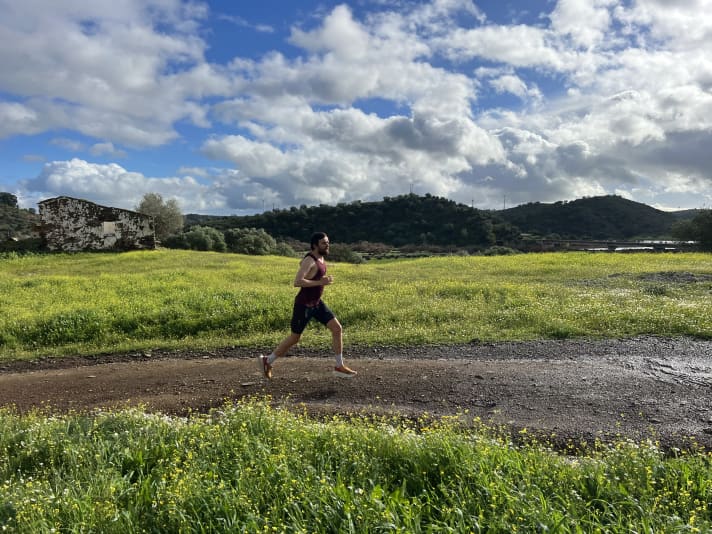 Run, Forrest... er, Jonas, run!