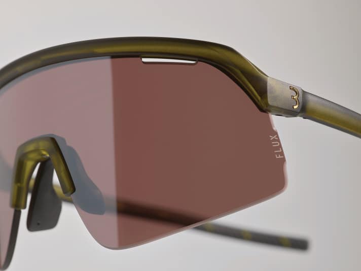 The frame consists of 45% bio-based nylon made from castor beans.