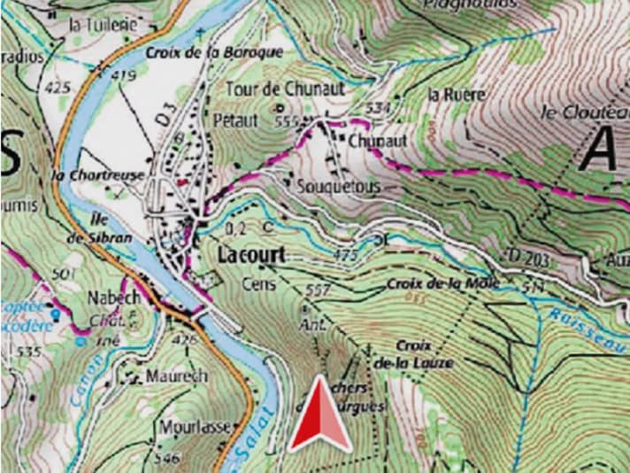 Specialised topographical maps contain more information about the terrain. Contour lines and terrain types are particularly interesting for biking. Retrofitting usually comes at a high price (e.g. Garmin Topo Germany: 129 euros). Only TwoNav provides a free topo raster map for the Cross as a download.
