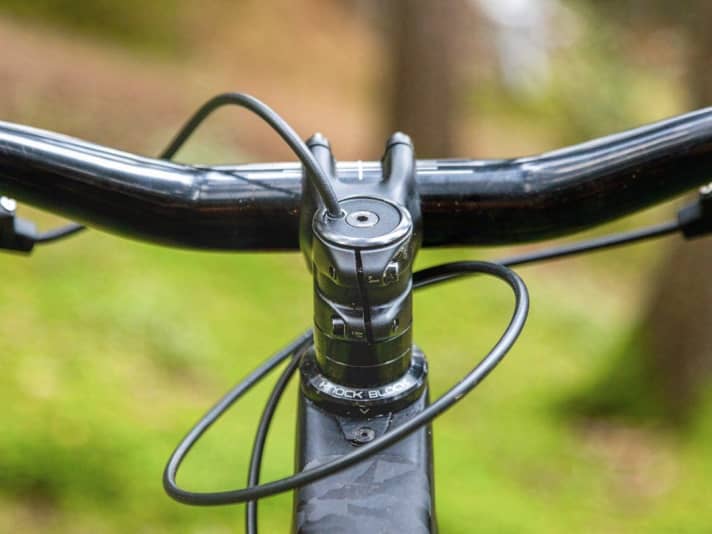 „Es gibt Vorbauten, die den Umbau für ein Barspin-freundliches Cockpit erleichtern. Ich hab’s selber gemacht. Das kostet Zeit und Nerven, lohnt sich aber. Ein schmaler Lenker ist Pflicht.“