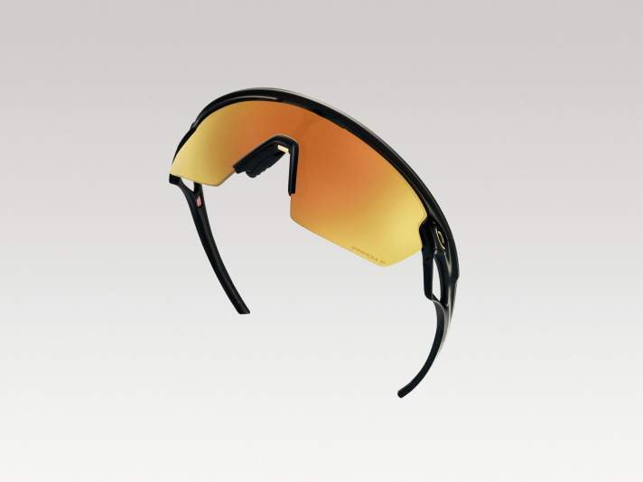 Die Oakley “Sphaera”