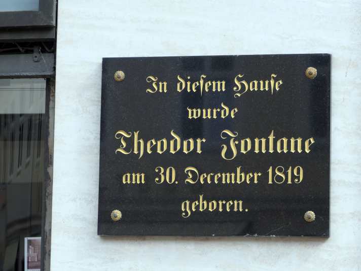 Theodor Fontane was born in Neuruppin. Many places still bear witness to the work of the famous poet.