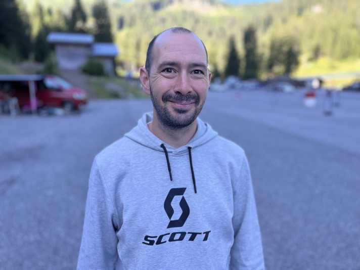 "We wanted to place the shock deep in the frame and design the bike around it," says Clement Martin from Scott.