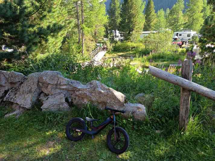 The Giant Pre rCarbon test bike accompanied the family on many holidays and was used in a wide variety of conditions.