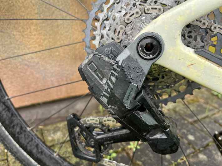 When the juice runs out in the circuit, the faces are long.