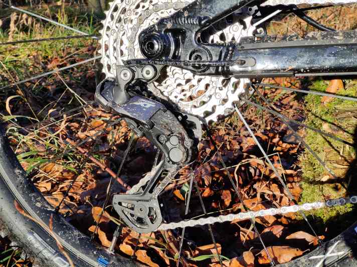 Electronic, but wired: The Shimano XT Di2 is powered by the main battery.