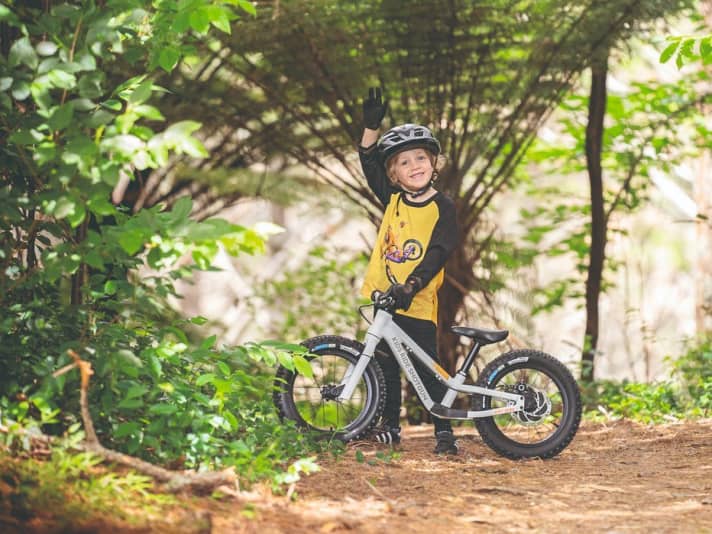 Kids Ride Shotgun Dirt Hero 12" / 14"