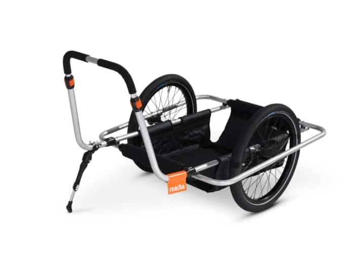 With a short drawbar and a stand, the Reacha City is optimised for everyday transport.