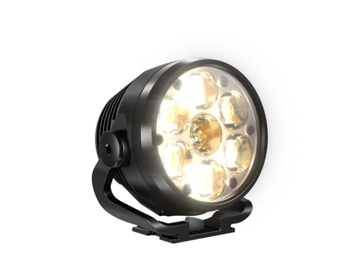 The Lupine Betty BT has 6 LEDs and delivers a maximum of 5,400 lumens.