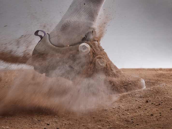 The thick lugs on the sole already worked well on the predecessor on different terrains.