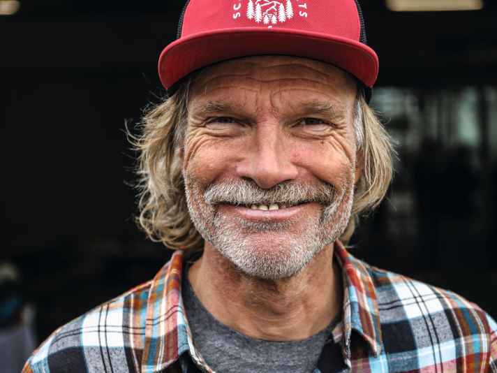 Grinsemann, guide, riding technique trainer, entertainer: Holger Meyer.