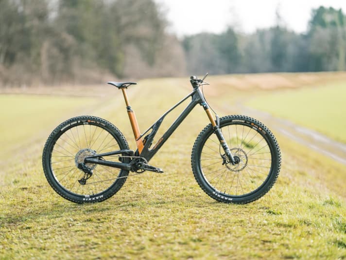 Unno Dash Race 2023 Das spanische Edel All Mountain im Test BIKE