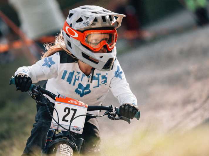 Their eyes are already on the next bend – total concentration at the Vpace Kids Cup – here in Leogang.