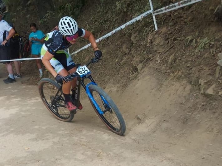 Paulina lieferte beim XCO ein solides Rennen und verpasste nur knapp die Top-15.
