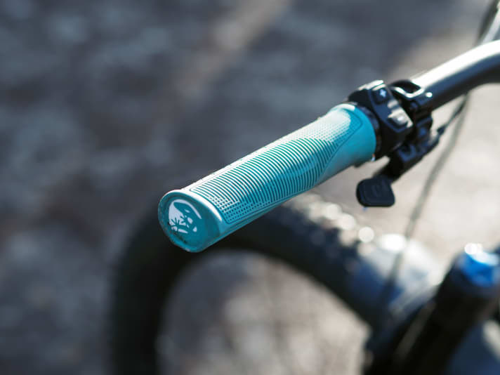 Die Lizard Skins Gradient geben eine extra Portion Halt am Handballen.