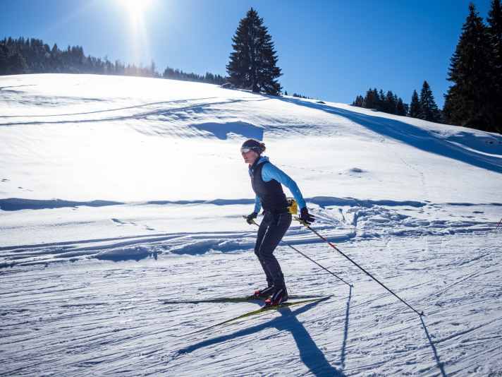 Ines Thoma, former coach of the German national mountain bike team, recommends skiing for bikers of all levels.